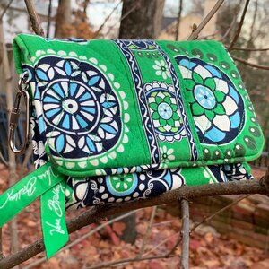 Vera Bradley One For the Money Wallet in Cupcakes Green
